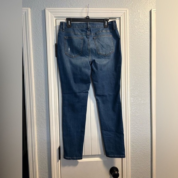 Sonoma Women's Skinny Jeans Size 10 Mid Rise Stretch Medium Wash Distressed - Picture 3 of 4